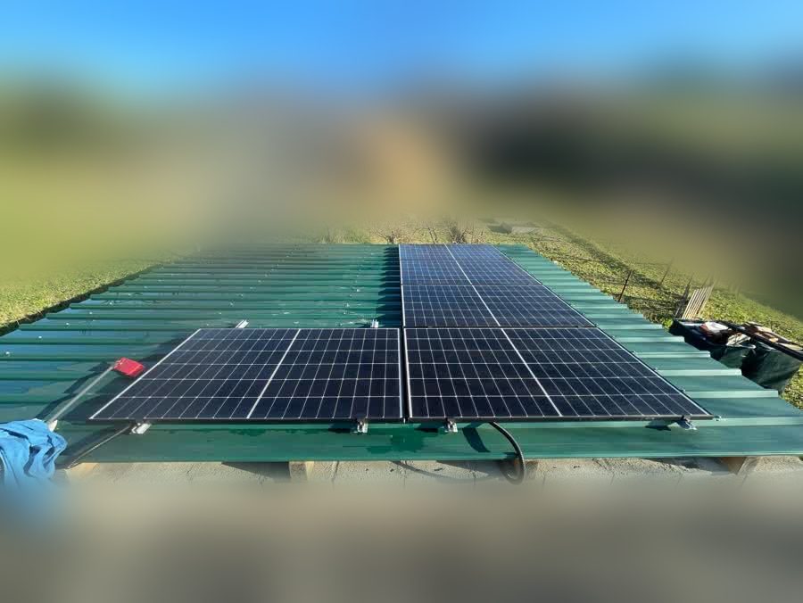 Izvedena sončna elektrarna