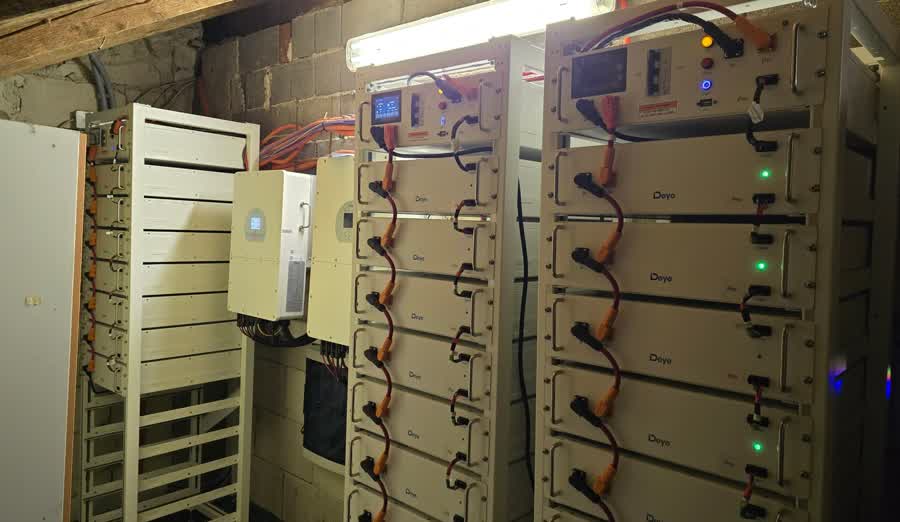 Vgrajena oprema sončne elektrarne